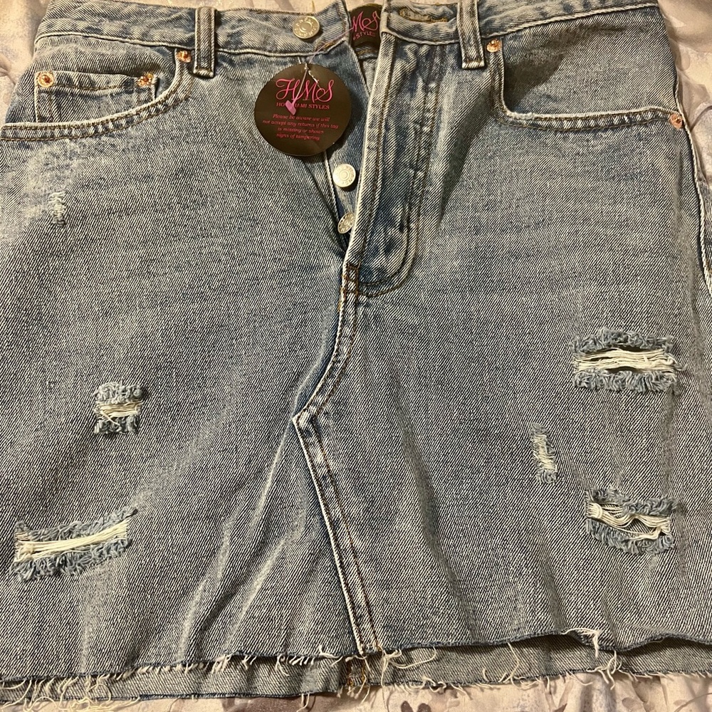 Hot Miami Styles Gray Mini Skirt Casual Distressed